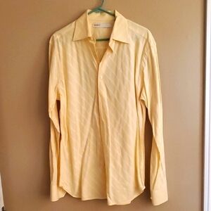 Perry Ellis Mens Soft Yellow Casual Button Down Shirt